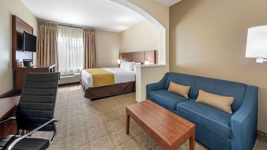 Comfort Suites Tulare Sequoia Gateway