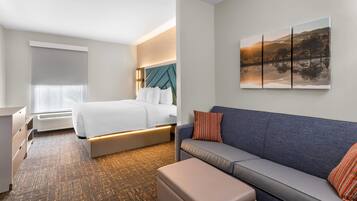 Suite, 1 King Bed with Sofa bed, Non Smoking | Premium bedding, pillow-top beds, desk, laptop workspace