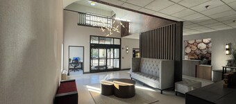 Brentwood Suites, Ascend Hotel Collection