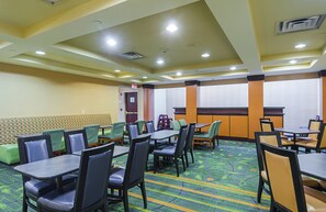 Dining - Quality Inn Boston - Revere (Revere)
