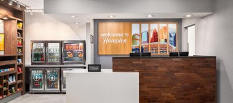 Hampton Inn & Suites Charlotte-Arrowood Rd.