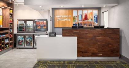 Hampton Inn & Suites Charlotte-Arrowood Rd.