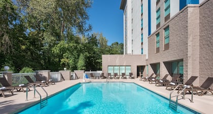 Hampton Inn & Suites Charlotte-Arrowood Rd.