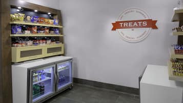 Snack bar