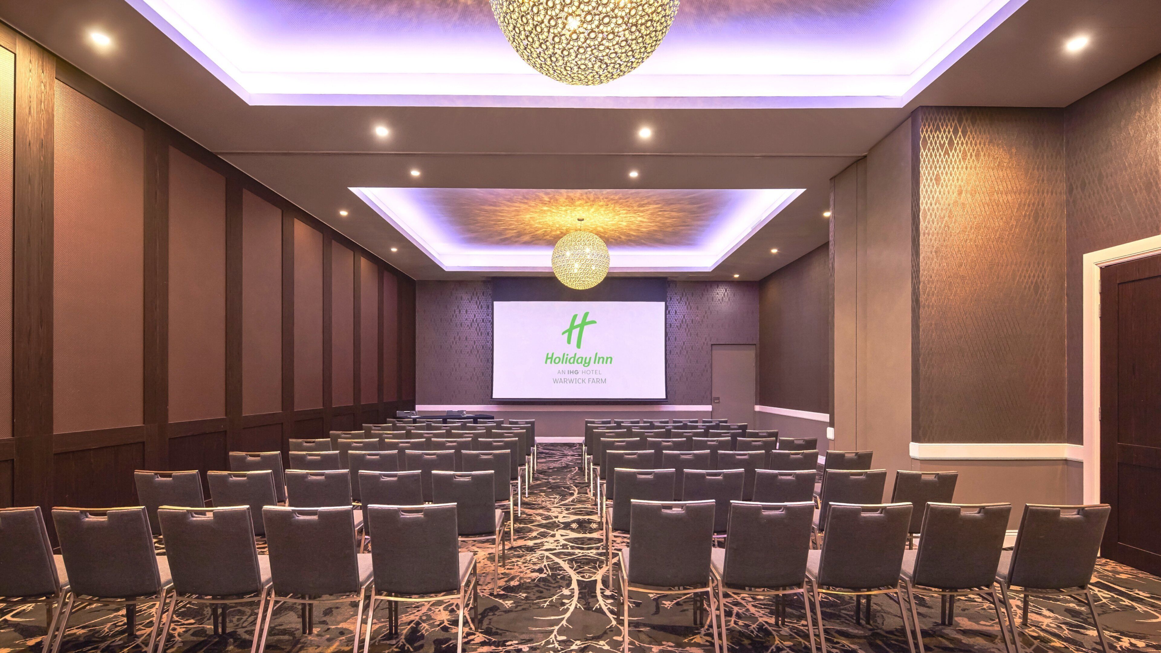 Photo - Holiday Inn Warwick Farm by IHG