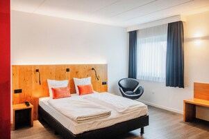 Executive Room | In-room safe, desk, free WiFi, bed sheets