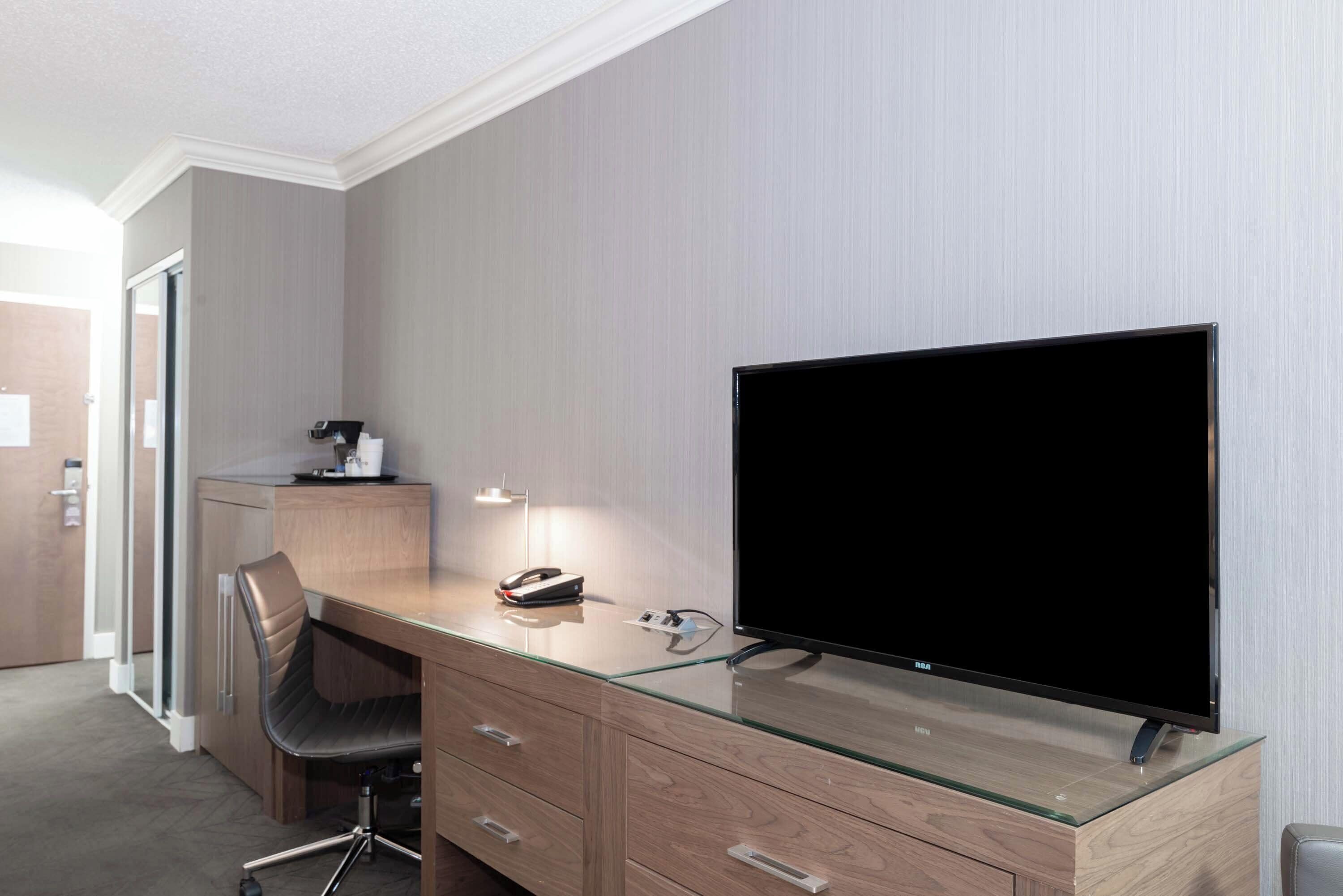 standard room, 2 queen beds | hypo-allergenic bedding, in-room safe, desk, laptop workspace