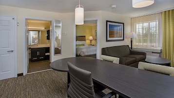 In-room safe, desk, laptop workspace, iron/ironing board