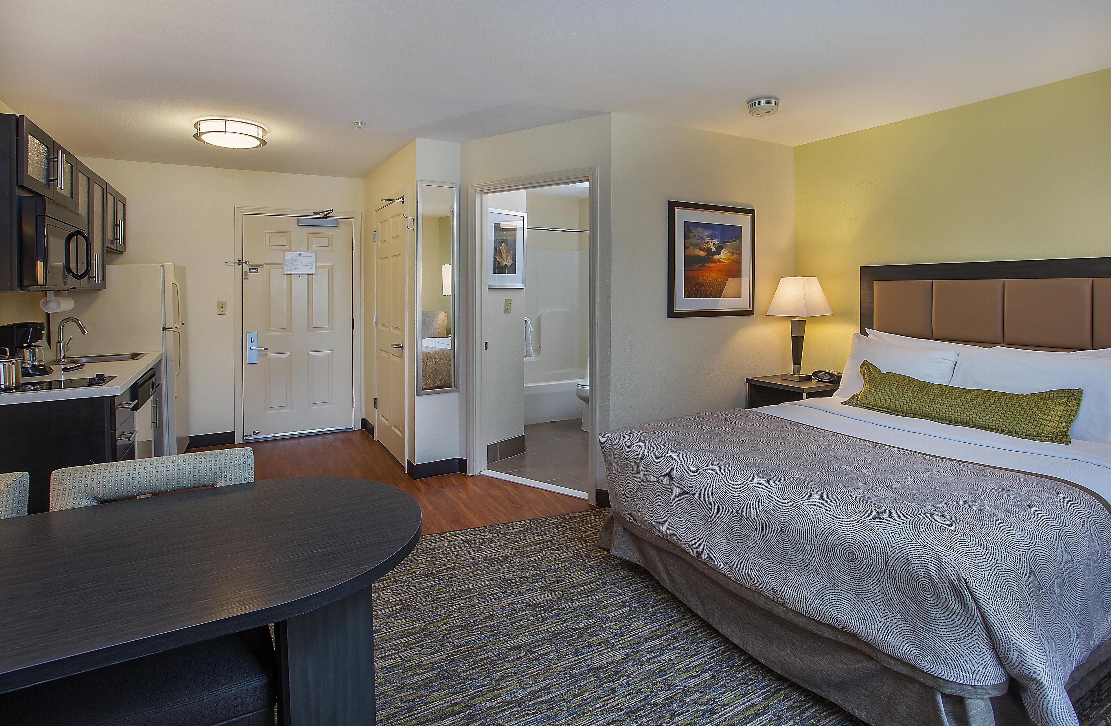 In-room safe, desk, laptop workspace, iron/ironing board