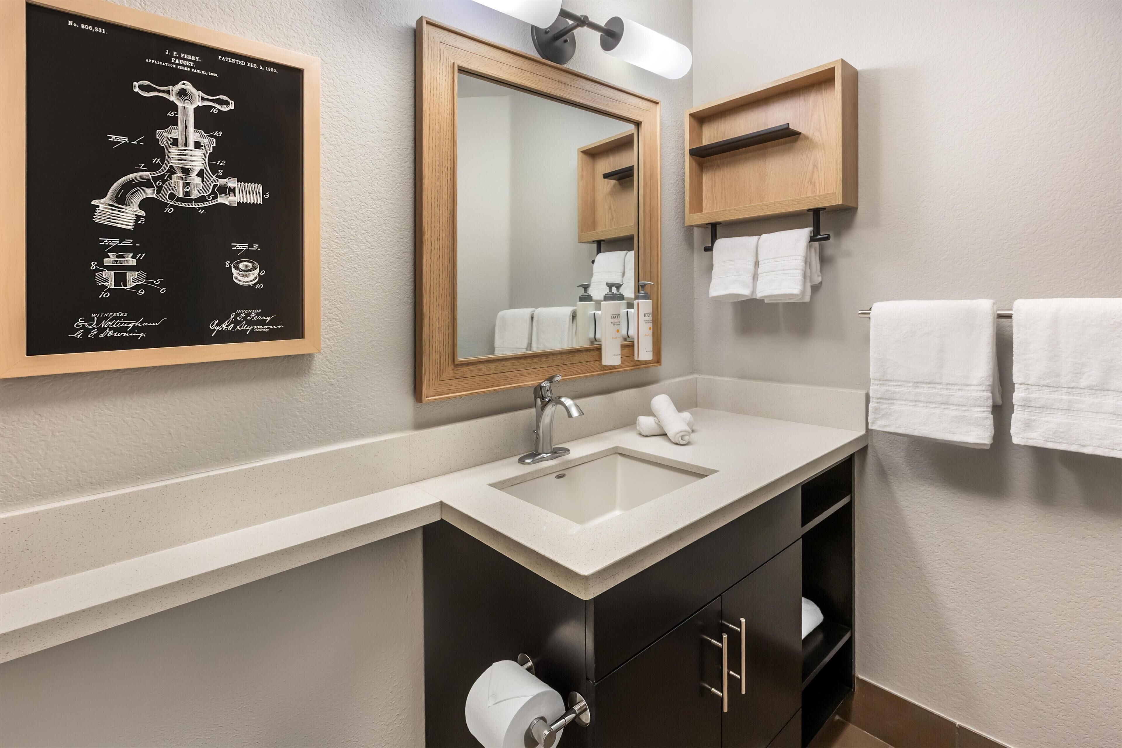 Photo - Sonesta Simply Suites Las Vegas Convention Center
