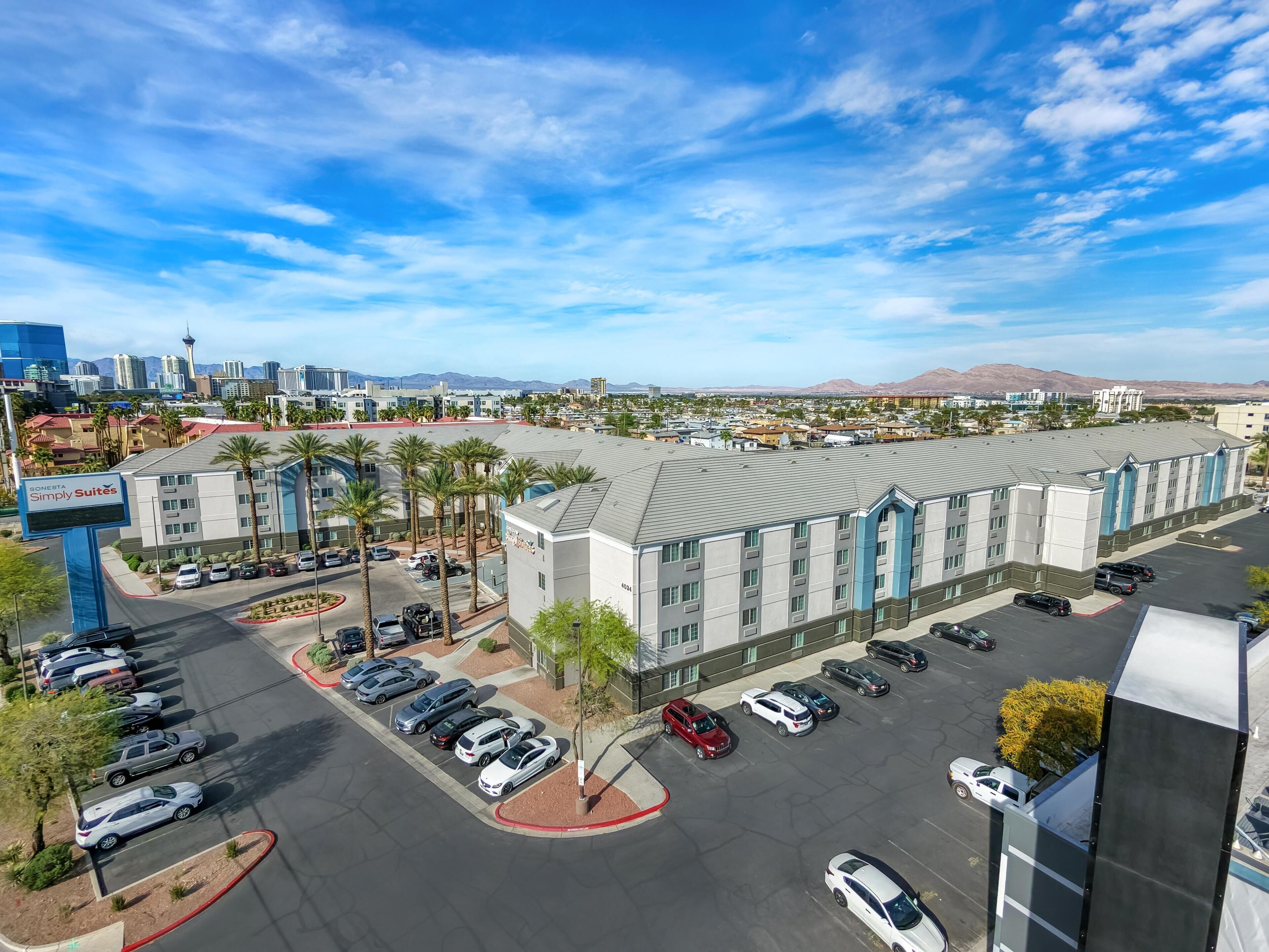 Photo - Sonesta Simply Suites Las Vegas Convention Center