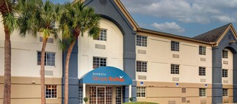 Sonesta Simply Suites Las Vegas Convention Center