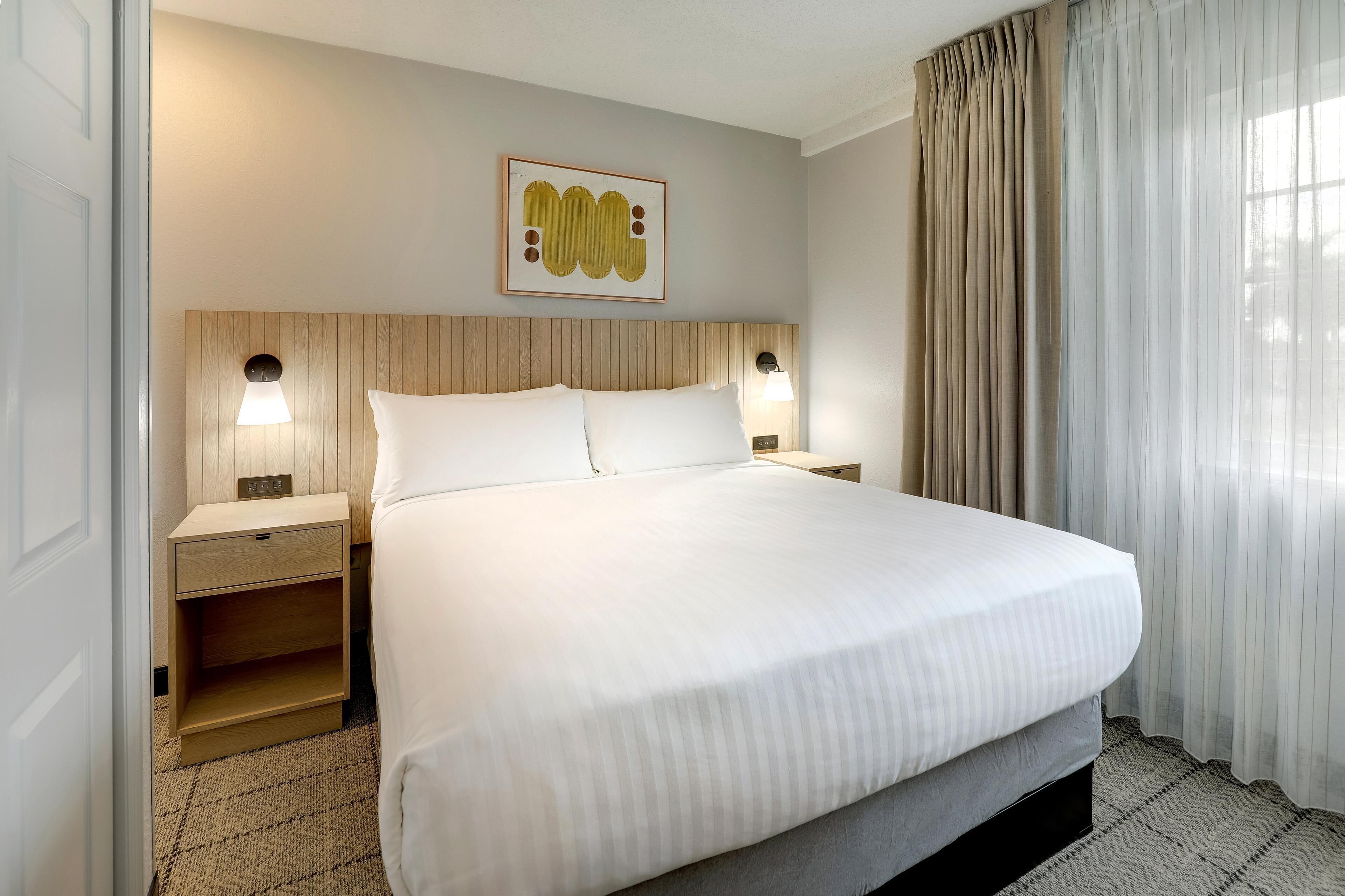 Photo - Sonesta Simply Suites Las Vegas Convention Center