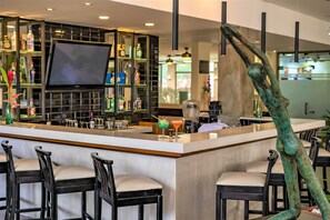 酒吧（店内）