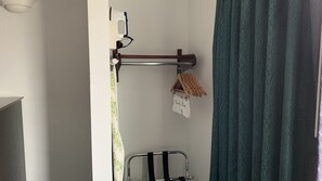 Standard Room, 1 King Bed | Iron/ironing board