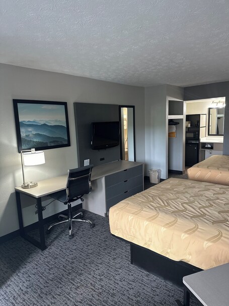 Quality Inn And Suites Dollywood - Image 49