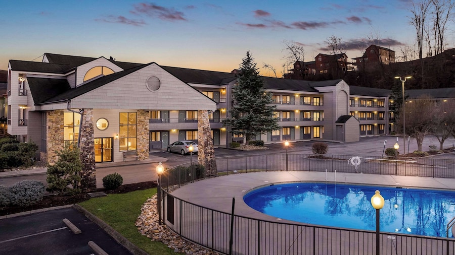 Quality Inn And Suites Dollywood