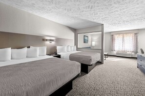 Suite, 2 Queen Beds, Non Smoking