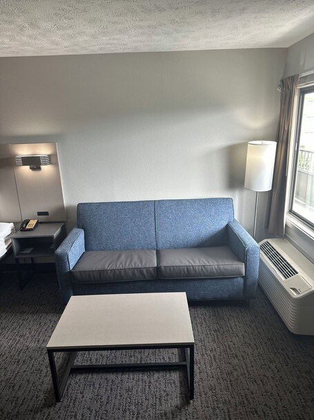 Quality Inn And Suites Dollywood - Image 10