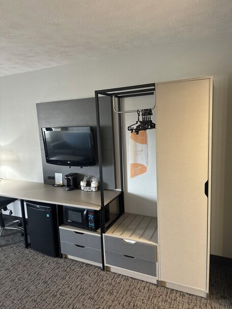Quality Inn And Suites Dollywood - Image 12