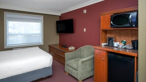 Room - Coast Edson Hotel (Edson)