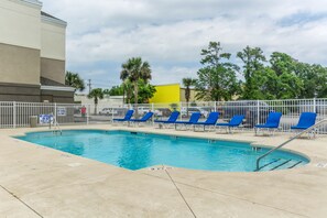 Seasonal outdoor pool
