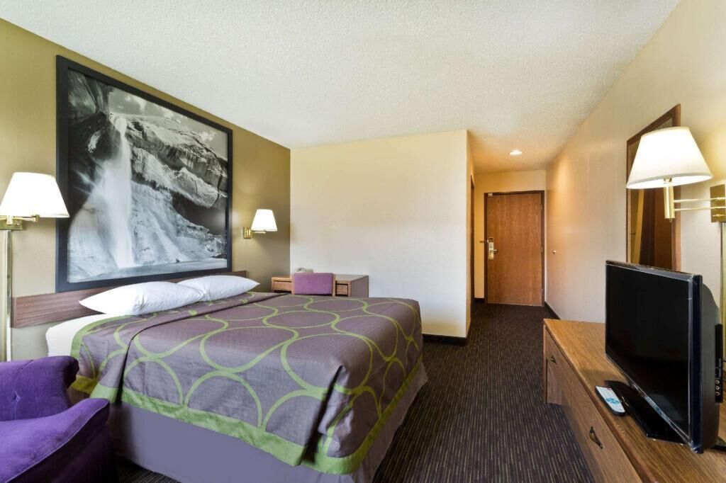 Hypo-allergenic bedding, desk, blackout drapes, soundproofing