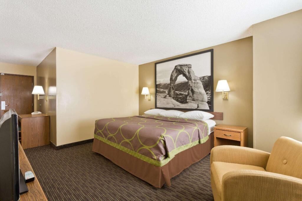 Hypo-allergenic bedding, desk, blackout drapes, soundproofing