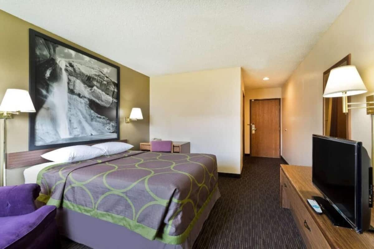 Hypo-allergenic bedding, desk, blackout drapes, soundproofing