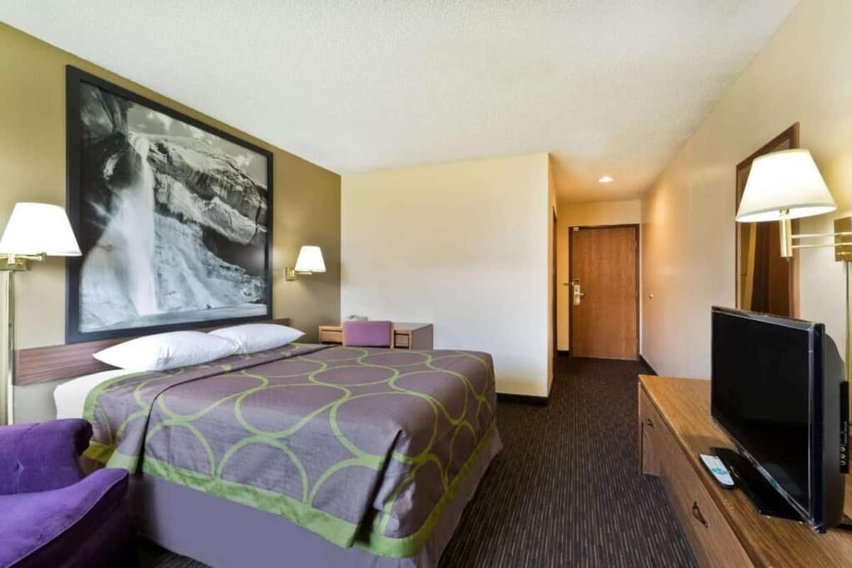 Hypo-allergenic bedding, desk, blackout drapes, soundproofing