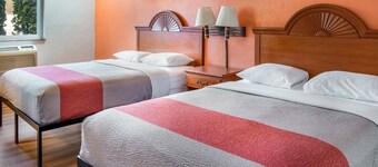 Motel 6 Wilsonville, OR - Portland
