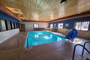 Indoor pool - Super 8 by Wyndham Hayward WI (Hayward)