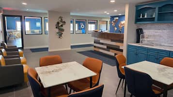 Petit déjeuner à emporter compris tous les jours