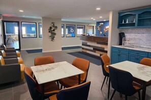 Free daily on-the-go breakfast - Super 8 by Wyndham Hayward WI (Hayward)