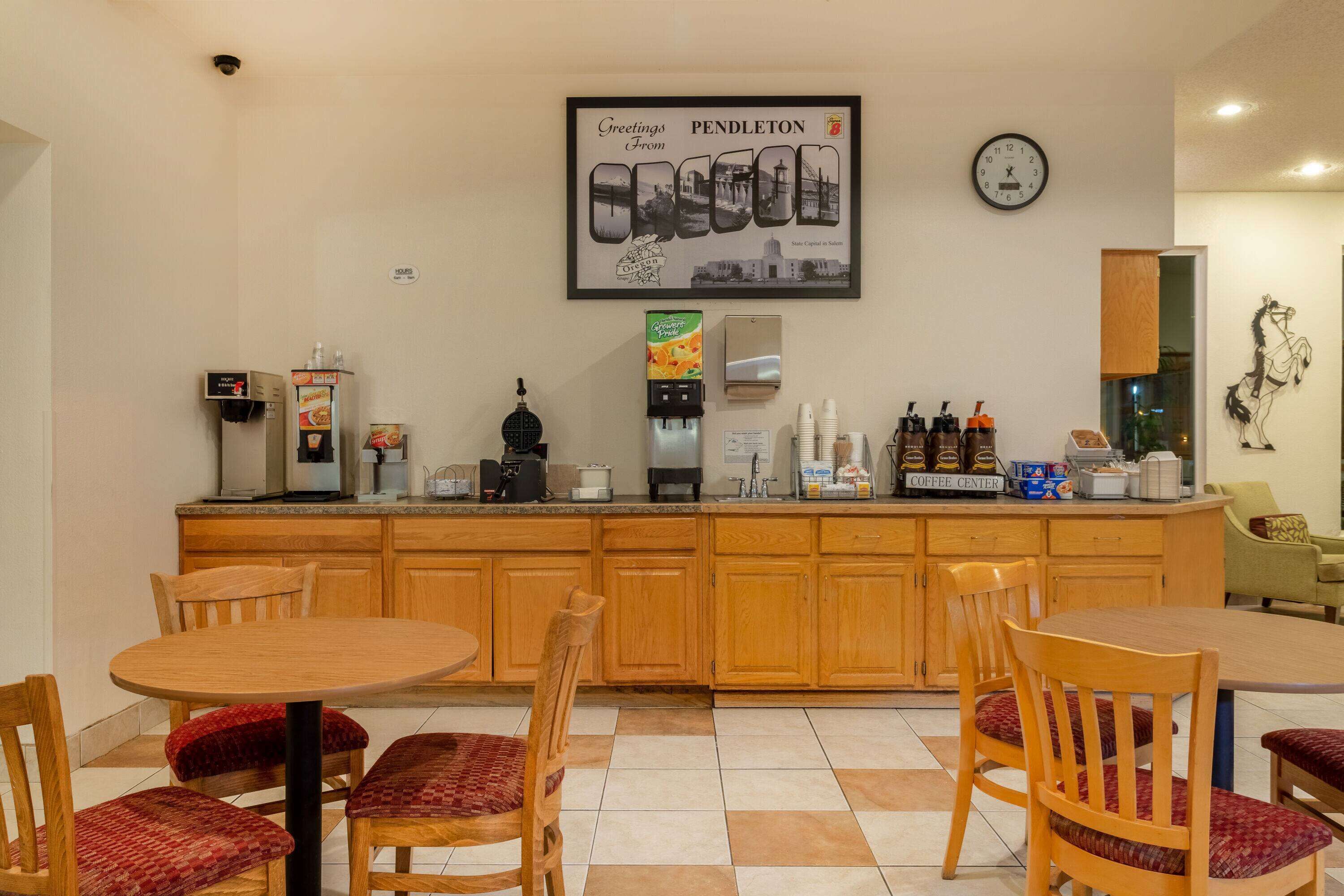 Free daily continental breakfast