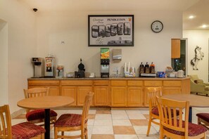 Free daily continental breakfast