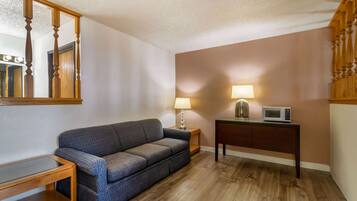 Hypo-allergenic bedding, pillow-top beds, desk, rollaway beds