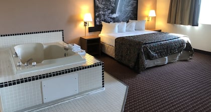 Super 8 by Wyndham Pendleton