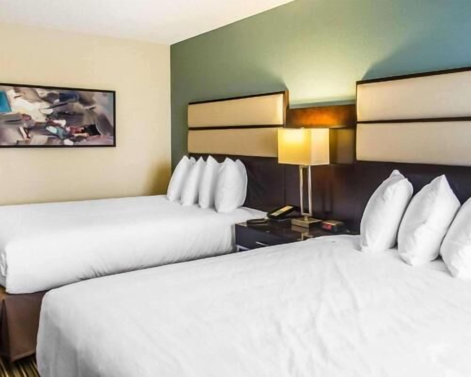 Desk, iron/ironing board, cots/infant beds, free WiFi