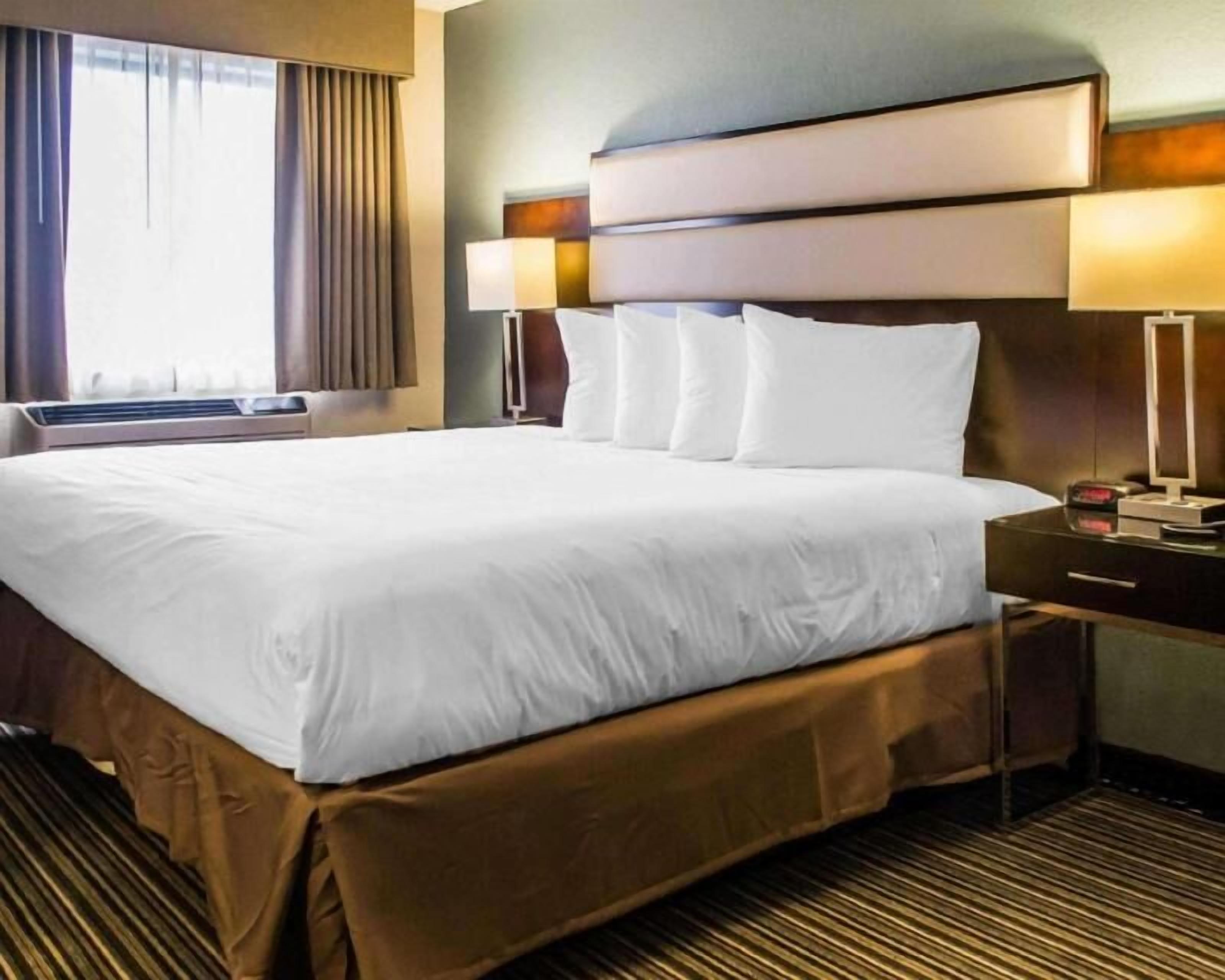Desk, iron/ironing board, cots/infant beds, free WiFi