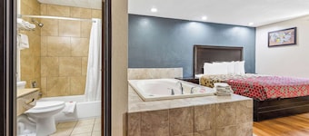 Econo Lodge Akron Copley Northwest