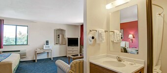 Super 8 by Wyndham Albuquerque West/Coors Blvd