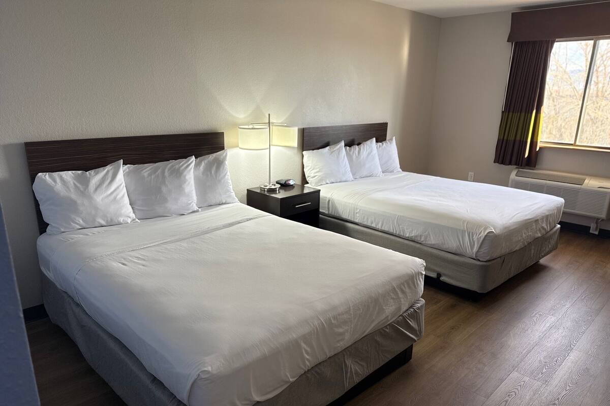 Premium bedding, desk, iron/ironing board (on request), travel cot