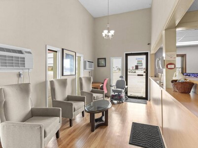 Econo Lodge Alliance