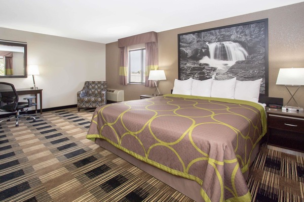 Standard Room, 1 King Bed, Non Smoking