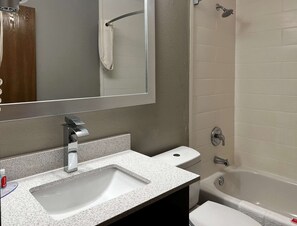 Desk, free cribs/infant beds, free WiFi, bed sheets