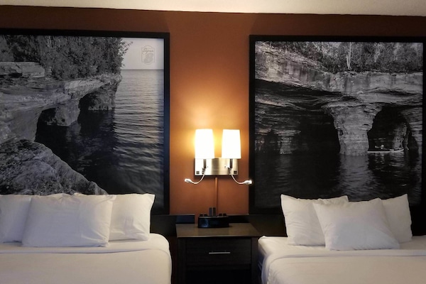 Studio Suite, 2 Queen Beds, Non Smoking