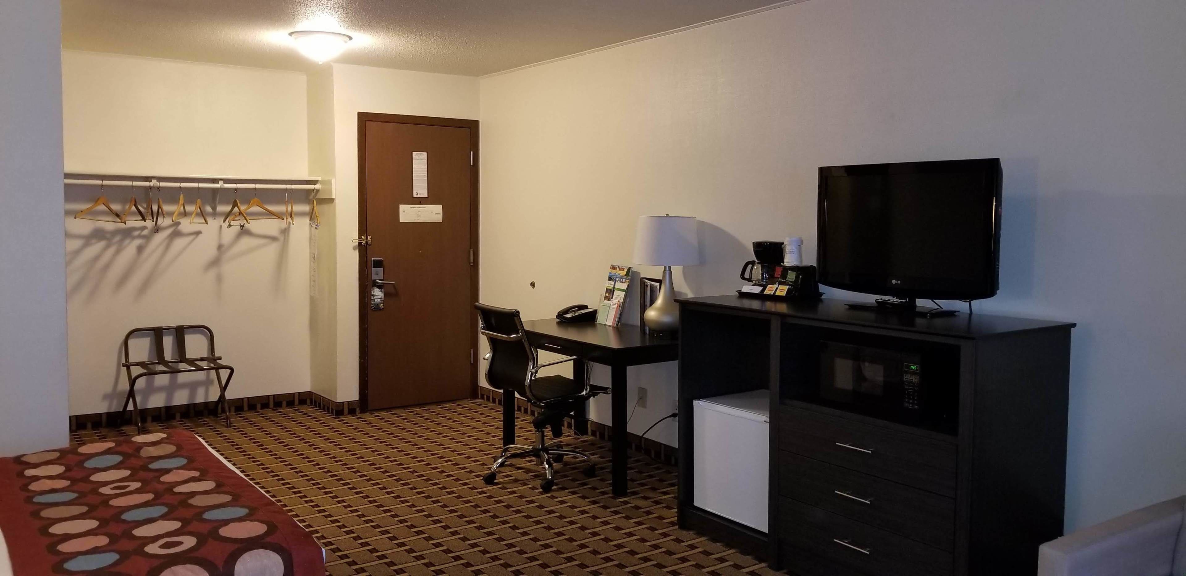 Suite estudio, 2 camas Queen size, para no fumadores | Escritorio y espacio para trabajar con laptop 