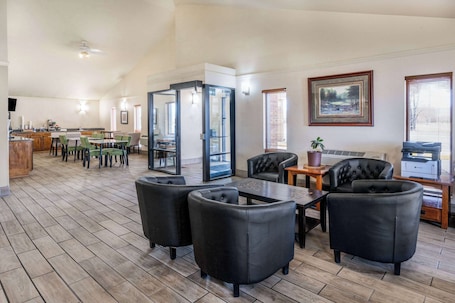 Vestíbulo. Super 8 by Wyndham Cheyenne WY