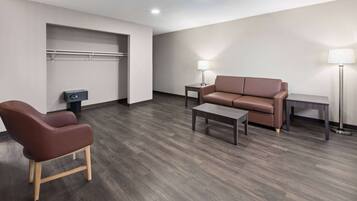 Studio Suite, 2 Double Beds, Non Smoking | In-room safe, desk, blackout drapes, iron/ironing board